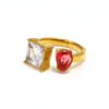 Anillo abierto de cristal de circonita ins europeo y americano de lujo ligero para mujer, nicho, acero de titanio de alta calidad, anillo chapado en oro en stock, venta al por mayor