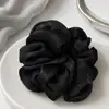 Elegante Scrunchie de Satén Suave con Lazo Estilo Francés, con un Toque de Lujo, Liga para el Cabello, Accesorio para el Cabello