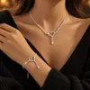 Set de Collar y Pulsera con Forma de Corazón de Pedrería Transfronterizo, Estilo Europeo y Americano para Fiesta, Pulsera de Cadena para Clavícula con Forma de Corazón Hueco en Forma de Y Incrustada con Diamantes