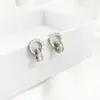Collar Romano de Titanio con Doble Anillo para Mujer, Moderno y Versátil, Doble Anillo con Diamantes, Galvanizado al Vacío de Acero Inoxidable, Cadena para Clavícula que No se Desvanece