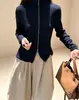Cardigã de tricô com gola alta e zíper para mulheres, nova jaqueta suéter curta de manga longa slim fit, top versátil simples e estiloso