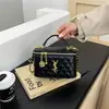 Bolsa de alta qualidade feminina 2026 nova bolsa de caixa nicho versátil para o dia a dia moda transfronteiriça bolsa de ombro transversal feminina