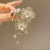 Clipe Fixador de Rabo de Cavalo Alto Lírio do Vale Grampo para Cabelo Feminino, Prendedor de Cabelo Garra para Coque com Borla Rosa