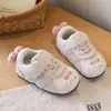 Zapatillas de Malla Transpirable para Niñas Primavera y Otoño, Zapatos de Bebé, Estilo Minimalista, Suela Suave, Cómodos para Uso en Exteriores, Zapatos para Niños Pequeños
