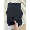 Colete de Tricô Slim Fit Estilo Coreano de Verão Que Cobre os Lados do Peito e Faz Você Parecer Mais Magra, Feito de Tricô Amarelo Vinho, Peça de Tricô Feminina 2026, Preto e Branco