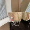 Bolsa Grande Matelassê com Corrente para Pedidos Internacionais para Mulheres 2026 Nova Bolsa Vintage de Ombro Bolsa Tote Versátil para o Dia a Dia Primavera e Verão