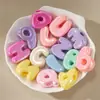 Cuentas acrílicas coloridas de 26 letras con agujero grande, material de letras en inglés para manualidades, para cadenas de teléfono, colgantes de bolsas tejidas y cuentas sueltas