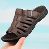 Venta Caliente en Amazon Transfronterizo Verano Nuevo para Hombre Sandalias Zapatos de Playa Uso Bidireccional Casual Zapatos de Hombre Nuevo de Moda 8907