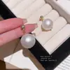 Pendientes de Perla de Algodón Retro de Alta Gama Franceses para Mujer Lujo Ligero Nicho Versátiles para el Trabajo Pendientes de Botón Pequeños de Frijol