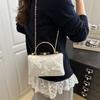 Diseño de nicho bolsa cuadrada pequeña blanca de flor de mariposa 2025 nuevo bolso de mano con cadena bolso cruzado