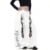 Pantalones deportivos blancos de estilo americano retro con estampado de llamas, cintura con cinturón desmontable, pierna curva para mujer, pantalones anchos de corte holgado para danza jazz