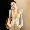 Cárdigan de dos piezas de estilo moderno y maduro para mujer, nueva colección de otoño, diseño ajustado para figuras de talla grande, top de punto con cuello en V