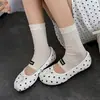 Zapatos Bajos Versátiles de Punta Dividida para Mujer Zapatos de Pezuña de Oveja Zapatos de Pezuña de Cerdo para Mujer 2026 Nuevos Zapatos Planos de Hada con Lunares Franceses sin Cordones