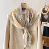 Bufanda de Seda Blanca Estilo Floral Camelia, Bufanda Cuadrada Grande 90X90 para Mujer de Primavera y Otoño, Nuevo Modelo 2026, Chal Bufanda de Seda de Morera