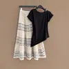 Traje de Mujer de Moda 2026 Nuevo Estilo Gama Alta Elegante Conjunto de Atuendo de Verano con Top Negro y Falda Blanca