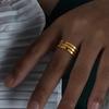 Diseño europeo y americano básico versátil irregular metal hip-hop personalidad estilo neutro acero de titanio anillo joyería para hombres y mujeres