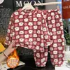 Conjunto de Terciopelo Grano de Nieve para Niños Mayores, Ropa de Casa Cálida para Niñas Otoño e Invierno, Pijamas Gruesos con Forro de Felpa para Niños Venta al por Mayor