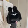 Bolsa de pelúcia transfronteiriça feminina 2026 nova popular nicho requintada bolsa de mão para o dia a dia bolsa de ombro único bolsa de ombro cruzado tipo balde
