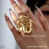 Nuevo diseño de anillo de flor de metal tridimensional con pedrería y perlas artificiales, accesorios de flor exquisitos para mujer