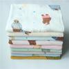 Tecido de algodão crepe cartoon seersucker infantil de dupla camada gaze cobertor tecido pijama tecido