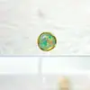 F-136 Aleación de Titanio Borde Dorado Ondulado Ópalo Aurora G23 Titanio Ópalo Rosca Interna Pendientes Joyería para Piercing Cabeza