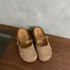 Sapatos de Plataforma Tecidos Slip-On Estilo Retro para Noite Femininos 2026 Nova Moda Coreana Bloqueio de Cores Nicho Plataforma de Cunha Slip-Ons