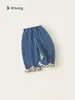 Roupas Infantis de Huzhou Zhili: Calças Soltas para Bebês, Calças de Banana, Jeans para Meninas com Barra de Renda