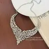 Nova Gargantilha Prata com Trabalho Pesado em V Full Diamond com Franja Estilo Corte Retro Elegante Sensação de Alto Padrão Acessórios de Corrente para Clavícula para Mulheres