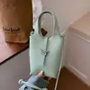 Cesta de Verduras con Patrón de Lichi Transfronteriza Bolsita de Carrillón de Viento Bolso de Hombro Cruzado Nuevo Estilo Verano 2026 Bolso de Cubo