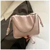 Bolso de moda coreano para mujer bajo el brazo, nuevo modelo 2023, bolso cubo plisado con cadena, versátil, simple, para el hombro o cruzado