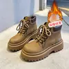 Botas Martin para mujer, nueva colección otoño/invierno 2026, con plataforma gruesa, botas amarillas, estilo popular, versátiles, estilo británico, adecuadas para estudiantes, ropa de trabajo, botines retro