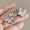 Série Degradê Super Flash Brilhante Brincos com Design Exquisito de Diamante Borboleta Zircônia Azul Claro Brincos Sem Furos de Orelha Clipe de Orelha Prato de Incenso Mosquiteiro
