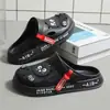 Pantuflas Zapatos Croc para Hombre 2023 Nuevos Antideslizantes Suela Gruesa Casual Exterior Estilo Coreano Playa Suela Suave Sandalias Baotou para Hombre