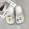 Sandalias zuecos para mujer ins antideslizantes 2026 modelo nuevo sandalias de media punta cerradas tipo perezoso para playa para uso exterior en verano para mujer