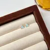 Brincos Mini Geométricos Triangulares Redondos Assimétricos Preto e Branco de Prata 925 Simples para Meninas Coreanas
