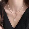 Collar con Colgante de Perla y Abalorios Cuadrados Geométricos de Circonita, Lujo Ligero, Sensación de Alta Gama, Exquisita Cadena para Clavícula, Cadena de Cuello de Moda y Versátil