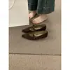 Sapatos Peludos Cinza de Luxo Francês para Mulheres, Novo Estilo Outono e Inverno 2025, Sapatos de Salto Plataforma Confortáveis para o Trabalho