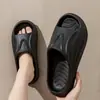 Pantuflas de EVA para Hombre, Pantuflas Frescas de Verano, Chanclas de Una Tira para Exteriores, Sandalias de Mujer, Pantuflas de Verano para Mujer, Zapatos de Playa para Mujer, Pantuflas Cerradas para Mujer, Zapatos para Casa