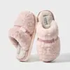 Chinelos de Algodão Femininos Outono/Inverno 2026 para Calor Interno em Casa, Chinelos Antiderrapantes com Forro de Lã para Estudantes e Casais para Uso Externo, Sapatos de Algodão com Solado Espesso