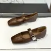 Sapatos Mary Jane Planos Femininos com Bico Quadrado Suave 2026 Novo Primavera Outono Estilo Retro Marrom para Noite com Saias Sapatos Mary Jane