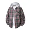 Producto nuevo principal 2026: Camisa de manga larga a cuadros para hombre, marca de moda versátil para primavera y otoño, camisa con capucha casual holgada de moda