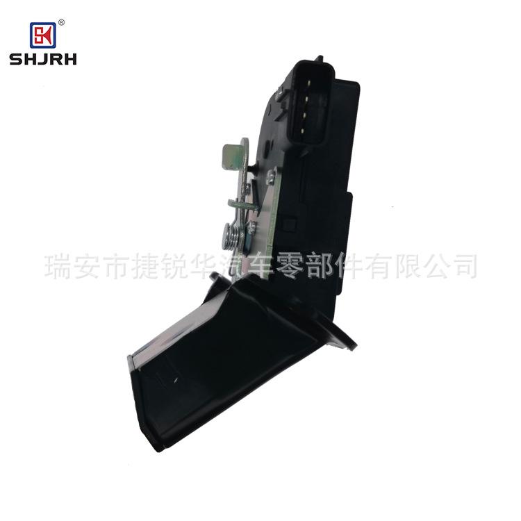 81230-2V000-4.png