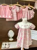Wuri Boo Conjunto de Roupa Rosa de Coelho Floral para Menina: Camisa, Colete, Saia, Shorts de Verão, Vestido Infantil