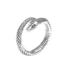 Anillo pequeño de serpiente retro para hombre, estilo fresco, anillo para dedo índice de serpiente espiritual, anillo abierto de imitación de plata tailandesa de moda para hombre