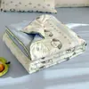 Colcha de Verano de Algodón Lavado Hilo Arrugado Clase a, Colcha de Verano Refrigerante de Algodón Seda Pluma, Colcha de Aire Acondicionado, Colcha Delgada Lavable a Máquina, Envío Transfronterizo