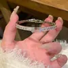 Pulsera de Doble Capa con Lazo de Circonita Estilo Francés, Pulsera Dulce Estilo Ins, Lujo Ligero, Sensación de Alta Gama, Accesorio de Mano Versátil para Mujer
