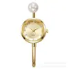 En stock envío directo reloj de pulsera mujer perla exquisito pequeño y delicado cuarzo versátil reloj de mujer transmisión en vivo transfronteriza venta al por mayor