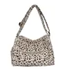 Bolsa de Ombro de Veludo Estilo Coreano, Bolsa Tote Fashion e Versátil, Novo Modelo 2025, Bolsa Feminina de Lona com Estampa de Leopardo de Grande Capacidade para o Dia a Dia