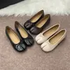 Zapatos Mary Jane de piel de oveja genuina para mujer con aumento de altura y lazo, sin cordones, cómodos, zapatos de una pieza, zapatos de pezuña de cerdo con punta dividida