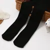 Meias-calça de dança listradas verticais de algodão para crianças no atacado com solas antiderrapantes de grafeno para meninas, calças estilo primavera e outono